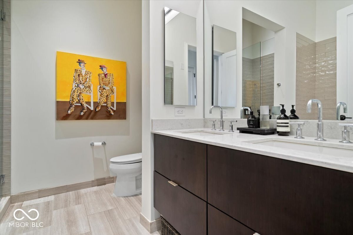 855 N East Street N Unit: 104-B