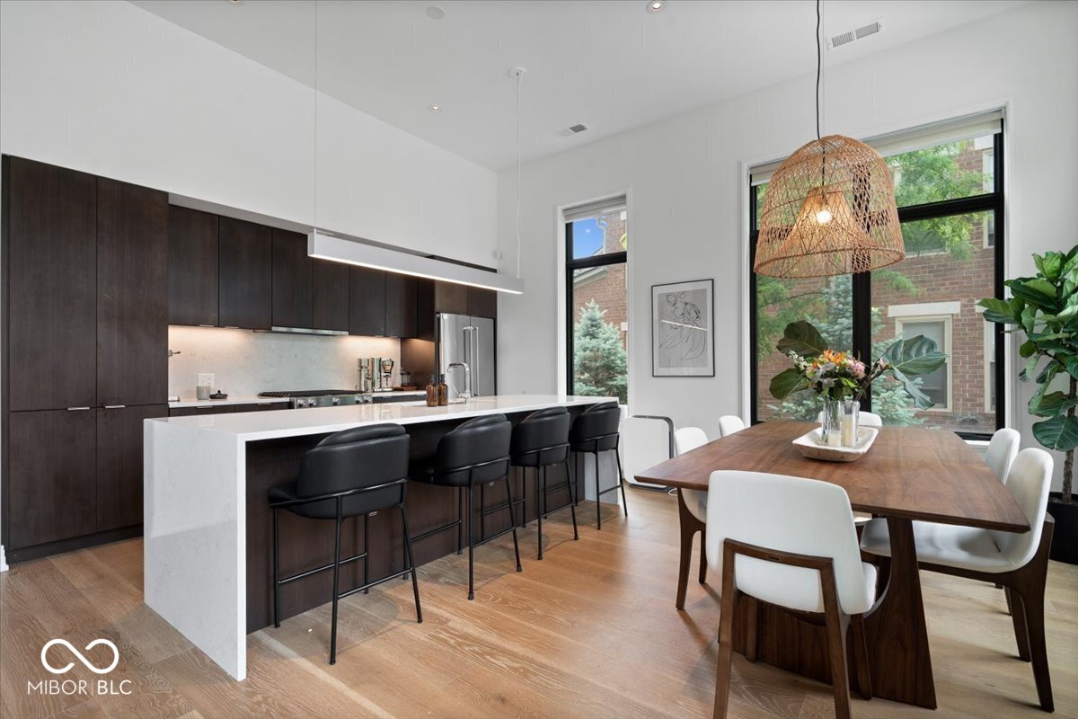 855 N East Street N Unit: 104-B