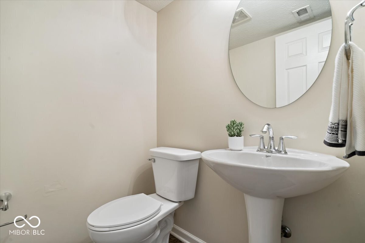 8256 Jo Ellen Drive