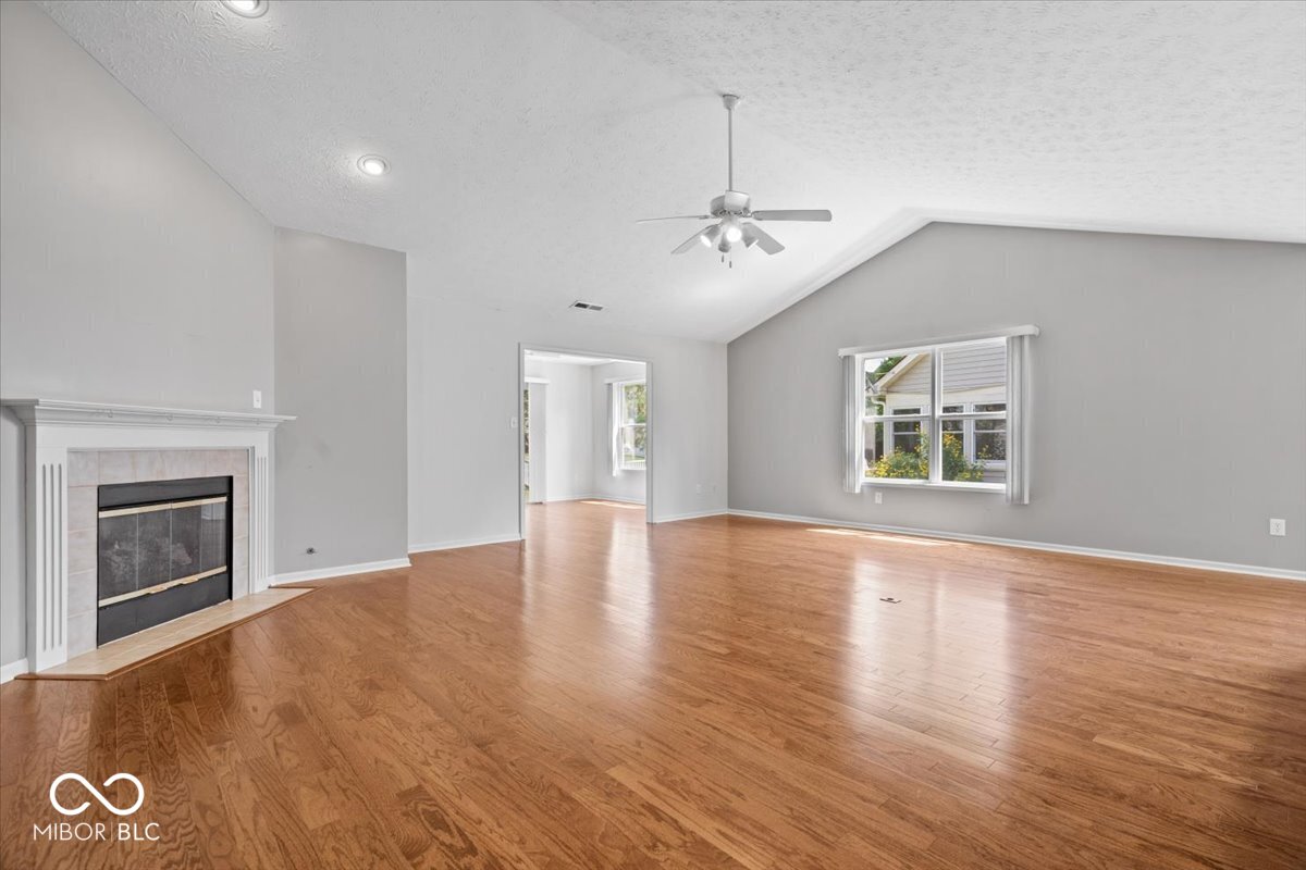 6522 E Walton Drive