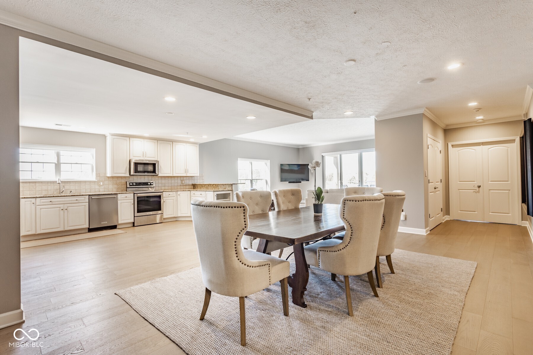 6650 Page Boulevard Unit: 402