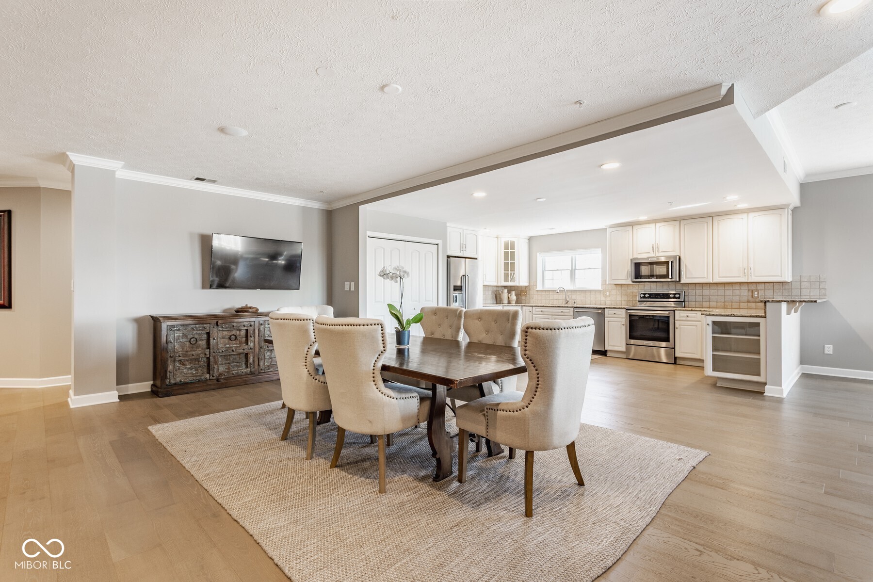 6650 Page Boulevard Unit: 402