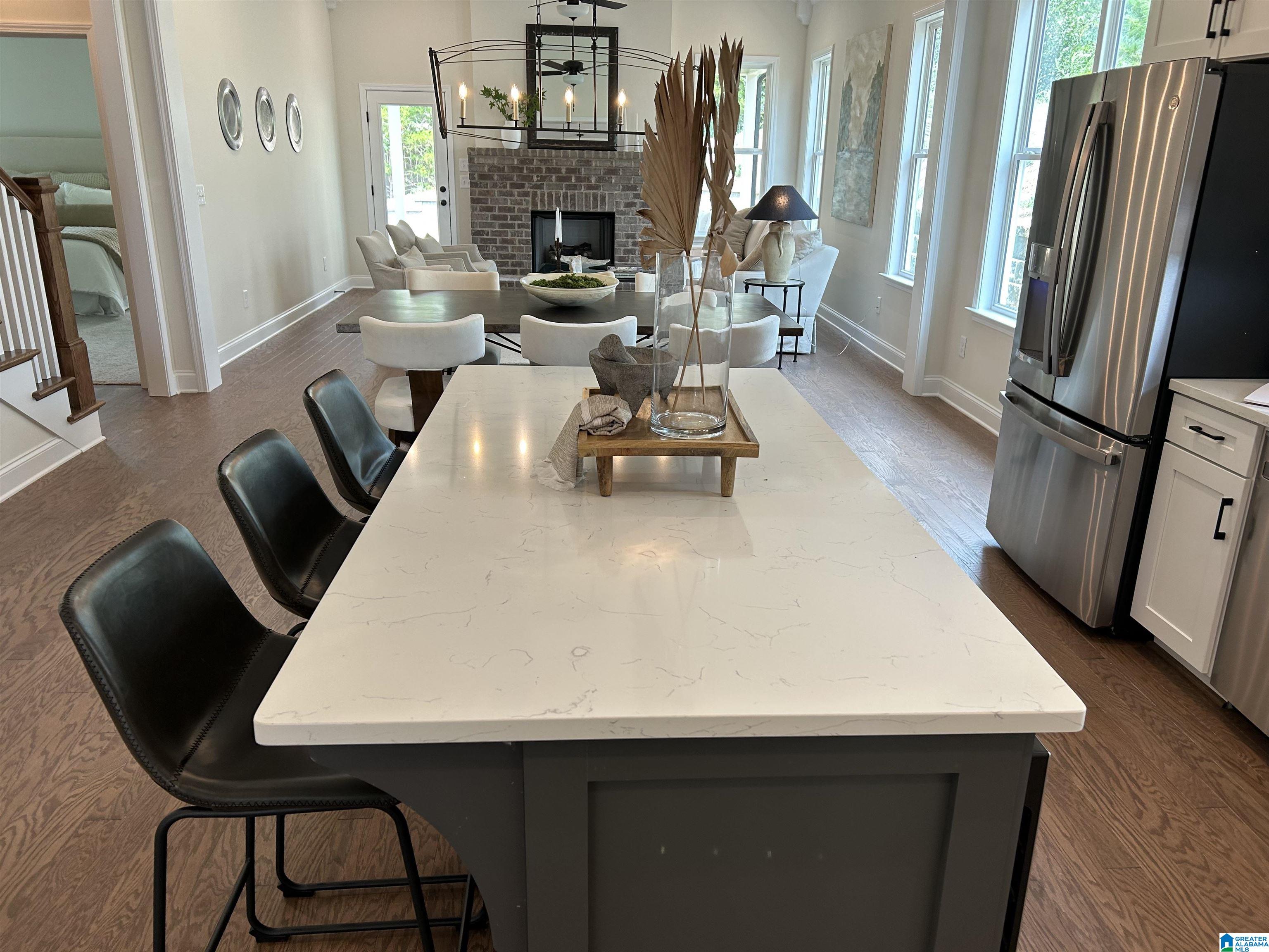 224 MAYFAIR PARK