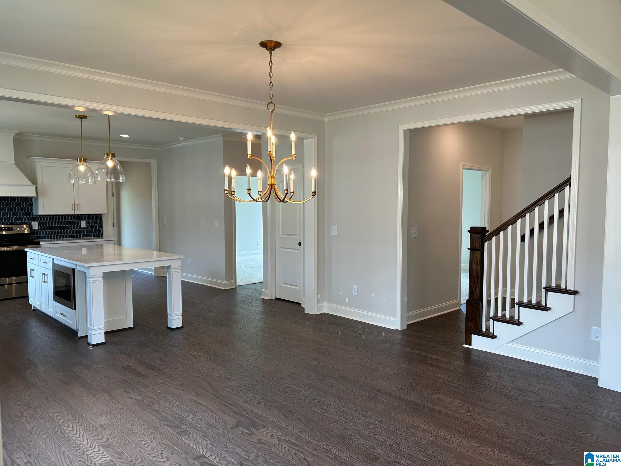 209 MAYFAIR PARK