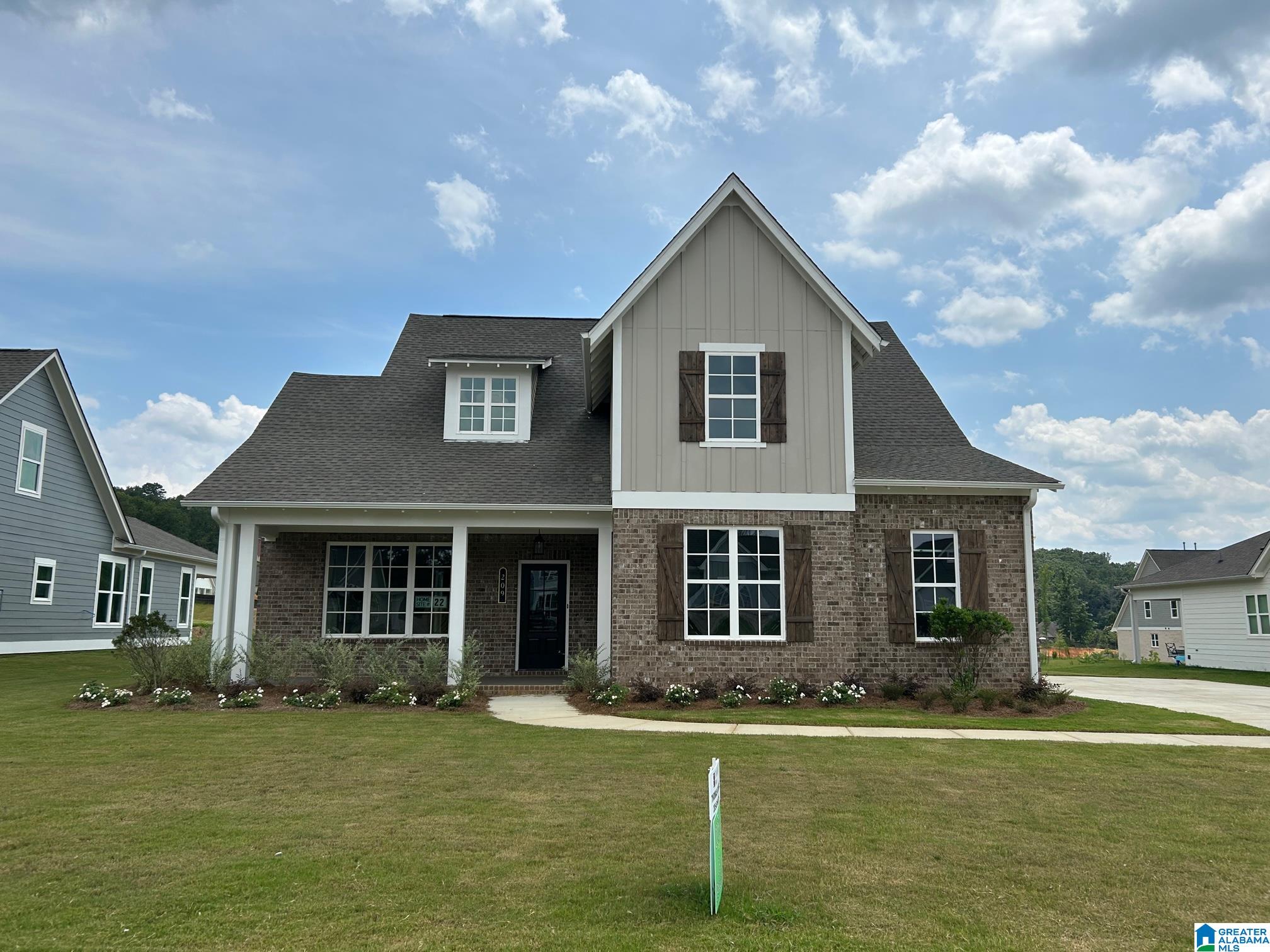 209 MAYFAIR PARK