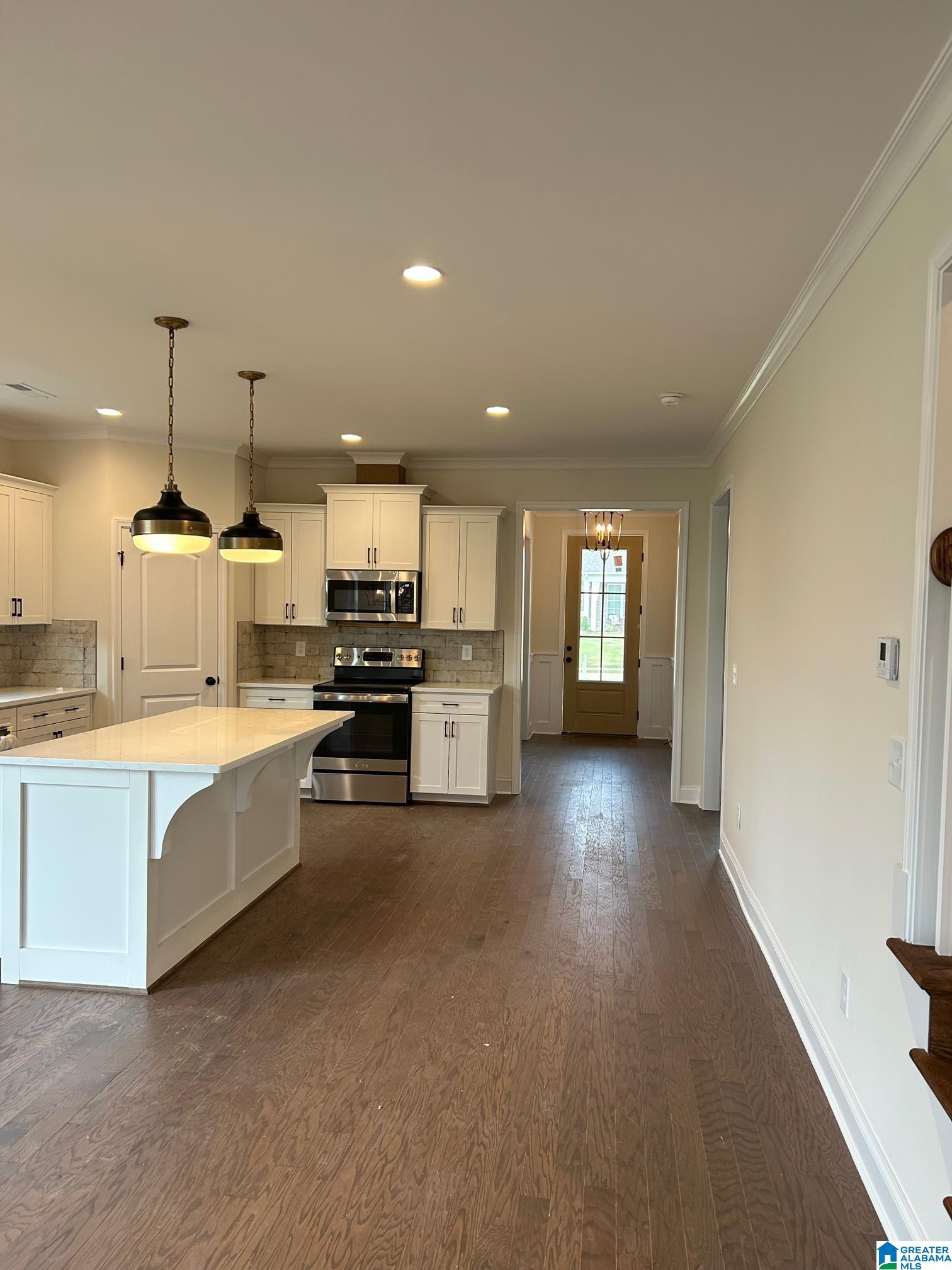 205 MAYFAIR PARK