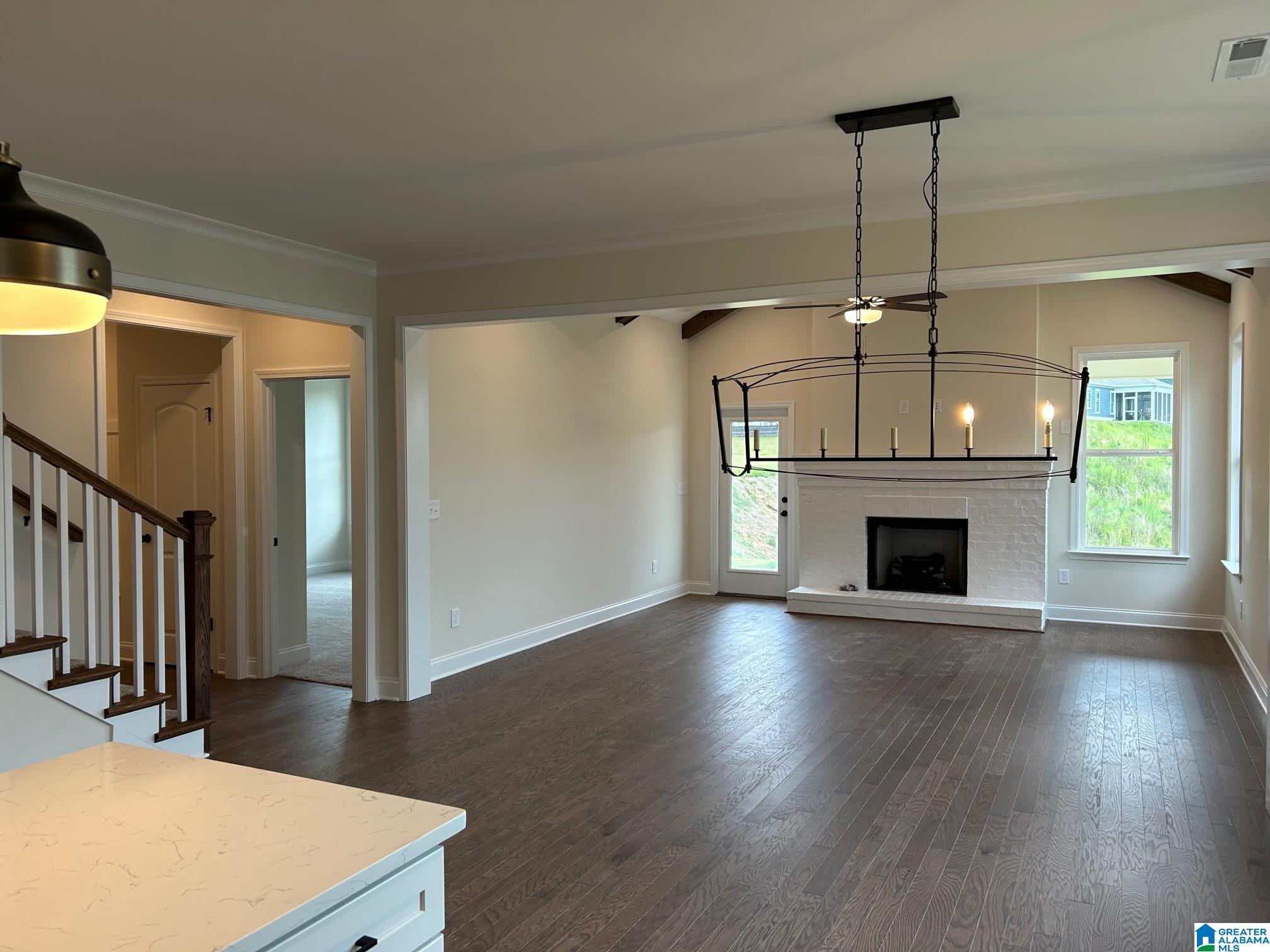 205 MAYFAIR PARK