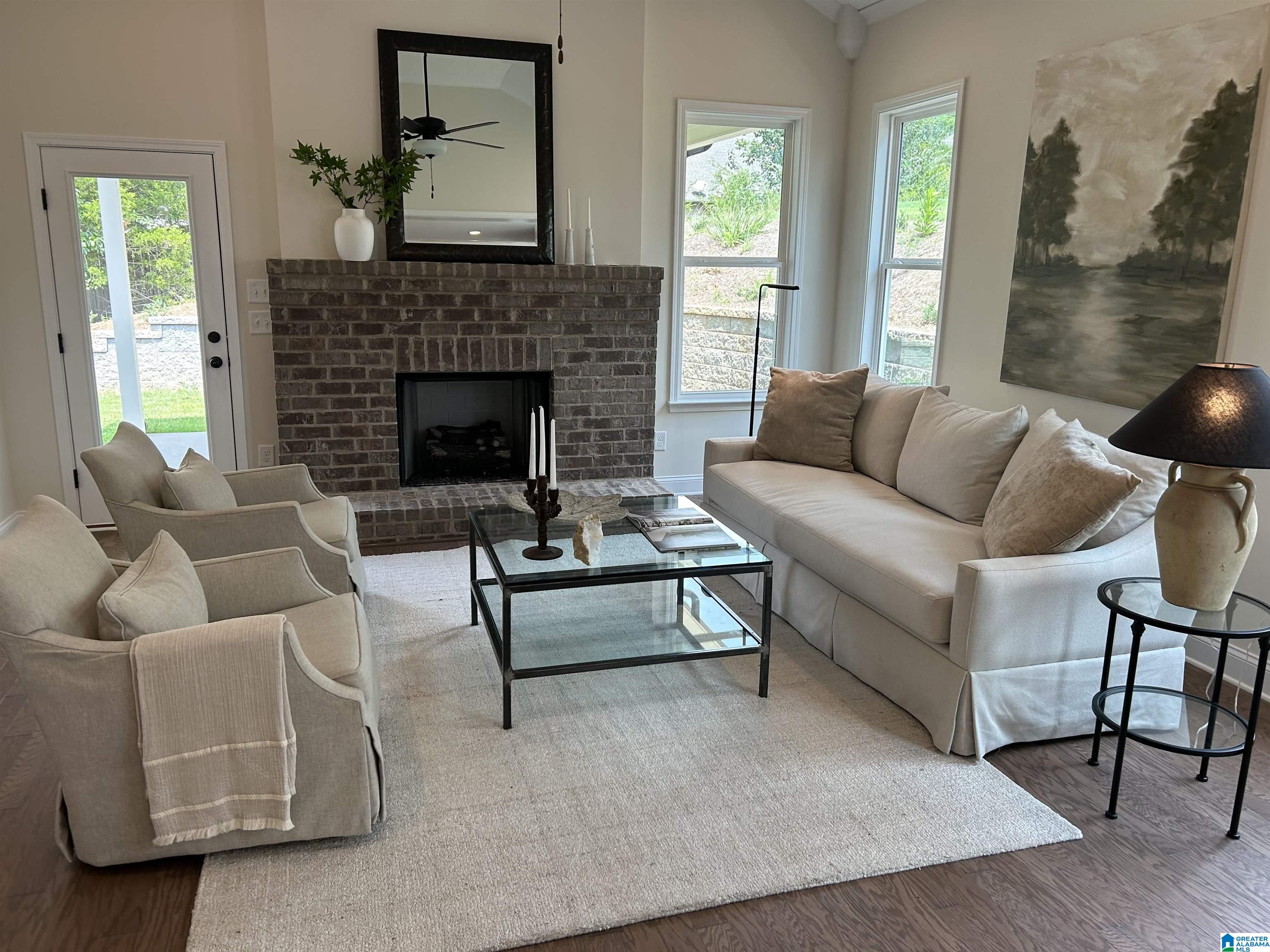 205 MAYFAIR PARK