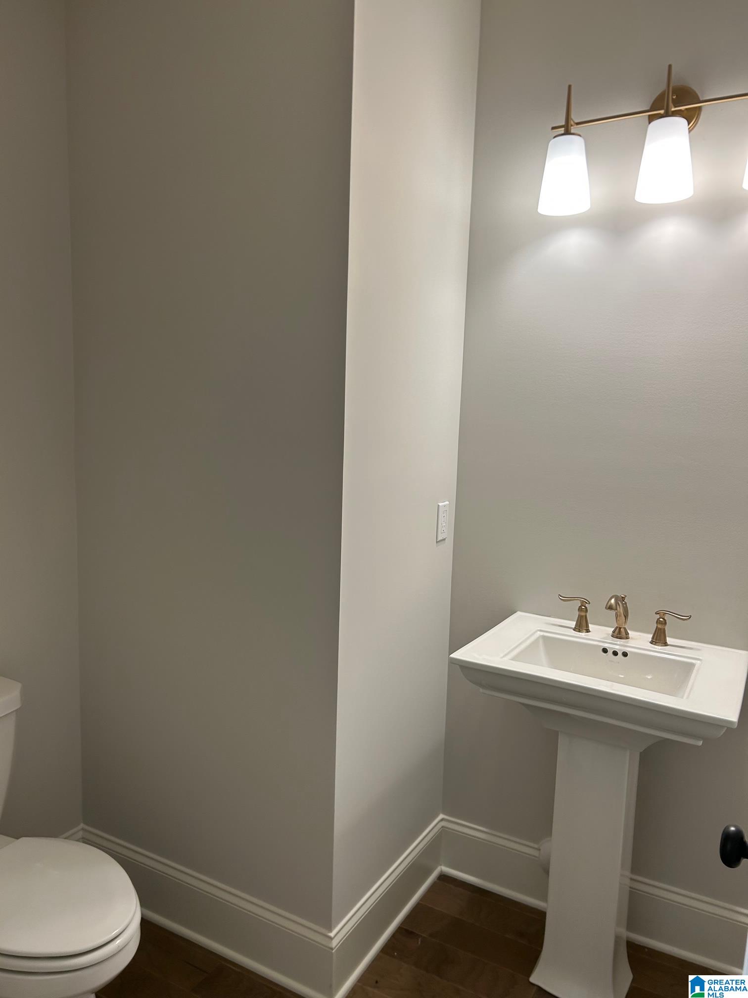 320 CEDAR GROVE PARKWAY