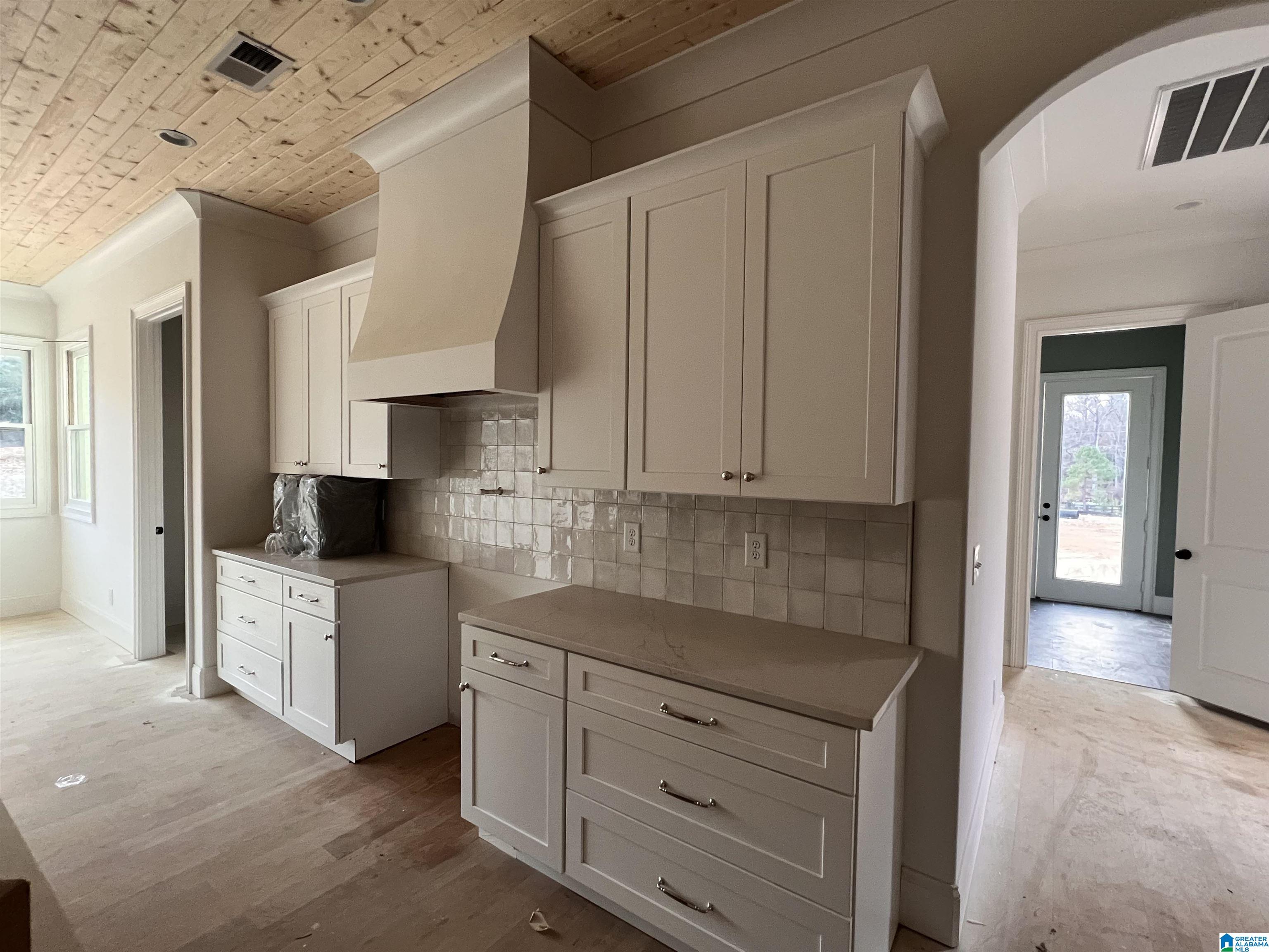 2259 FIVE OAKS TRAIL