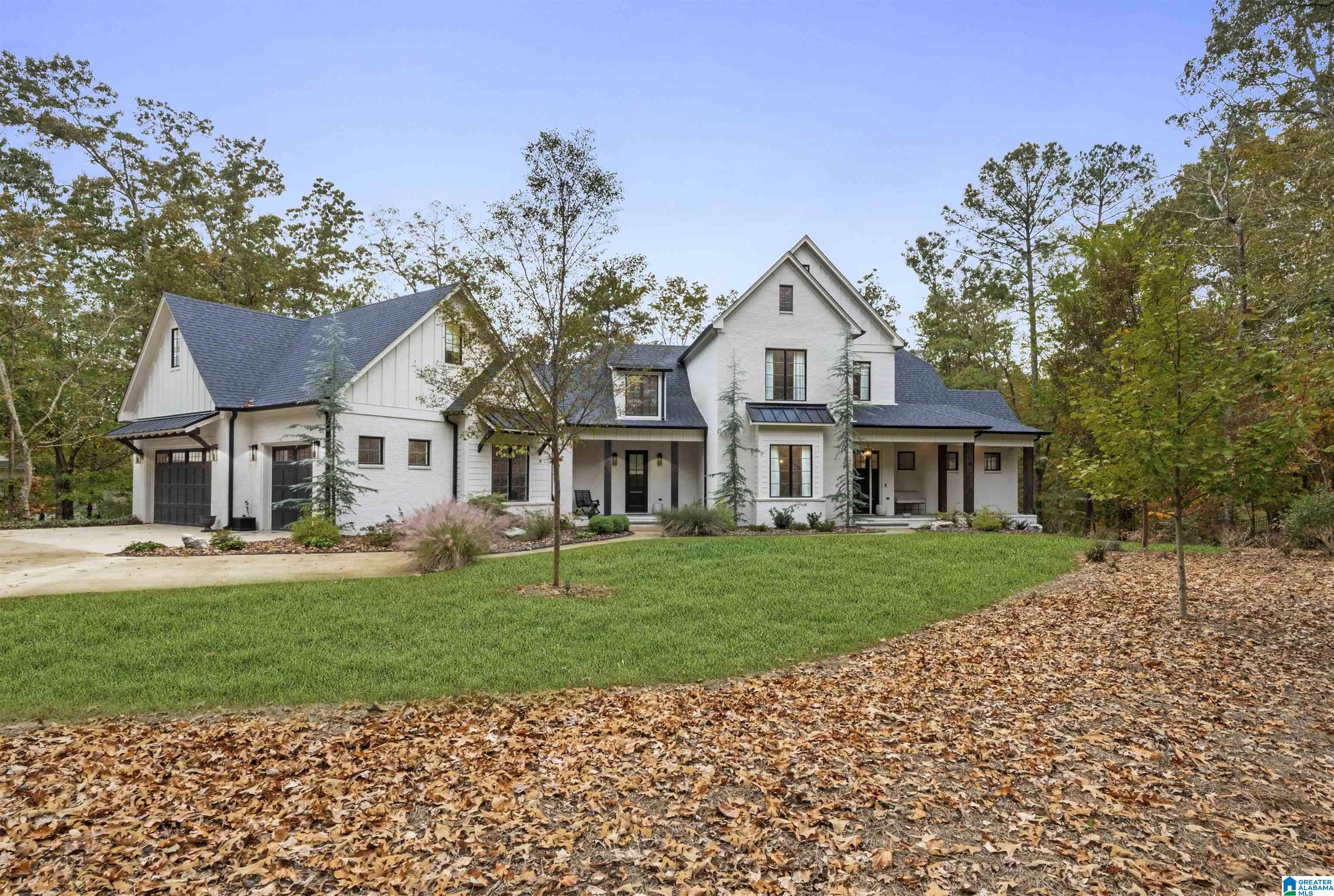 4313 LAKESHORE COVE