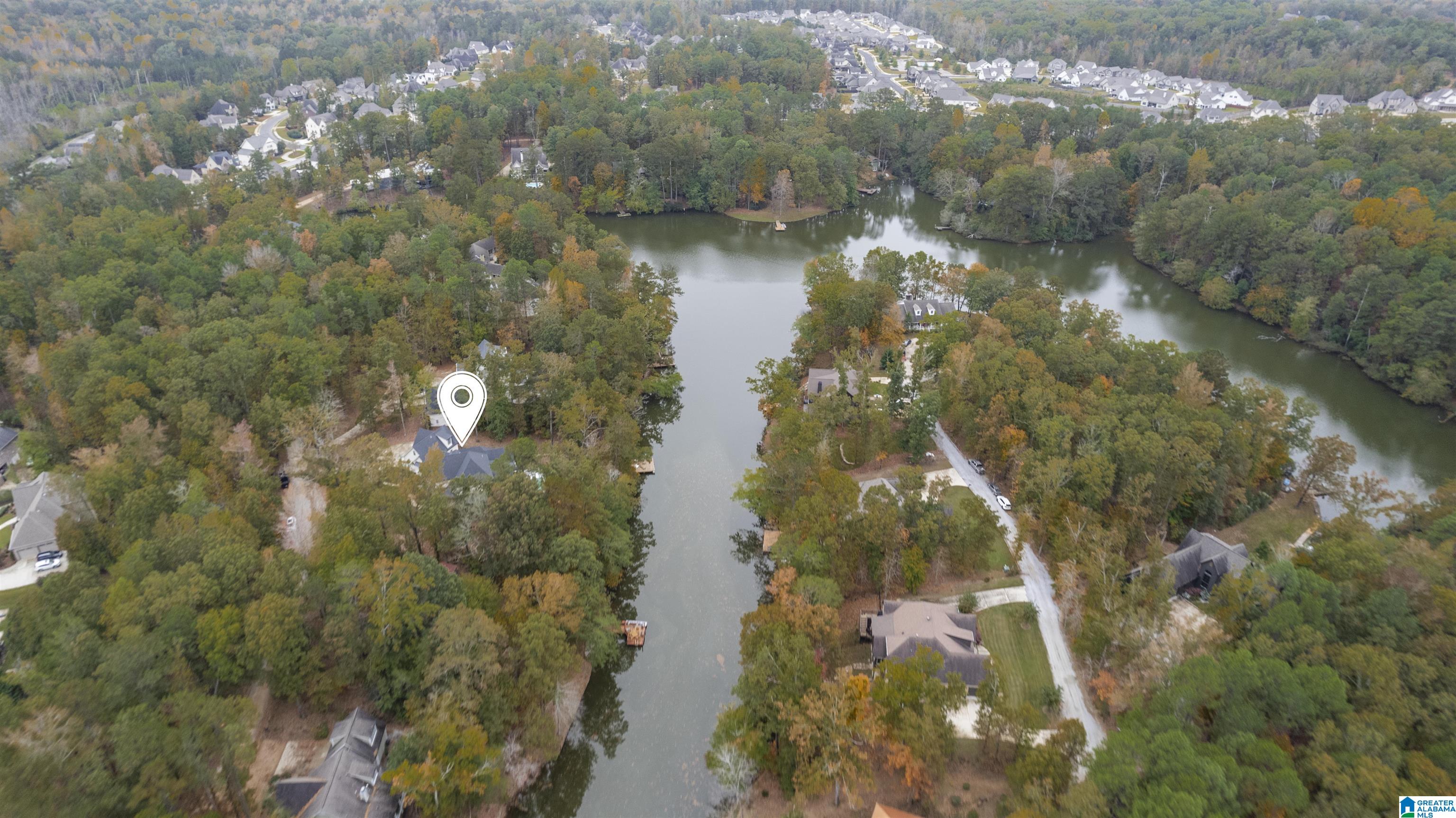 4313 LAKESHORE COVE
