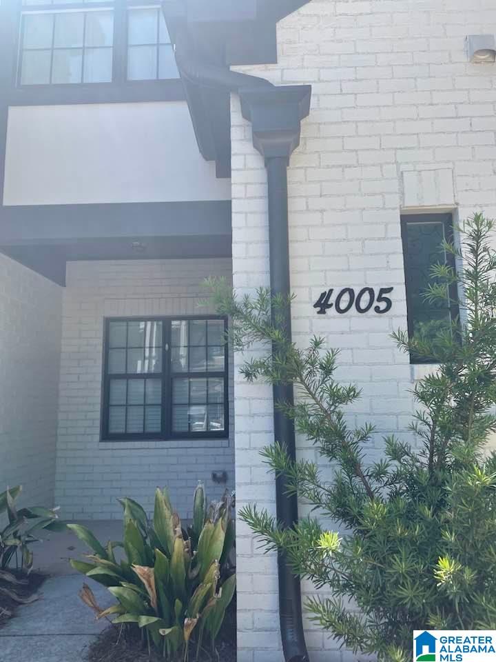4005 LENNOX ROAD