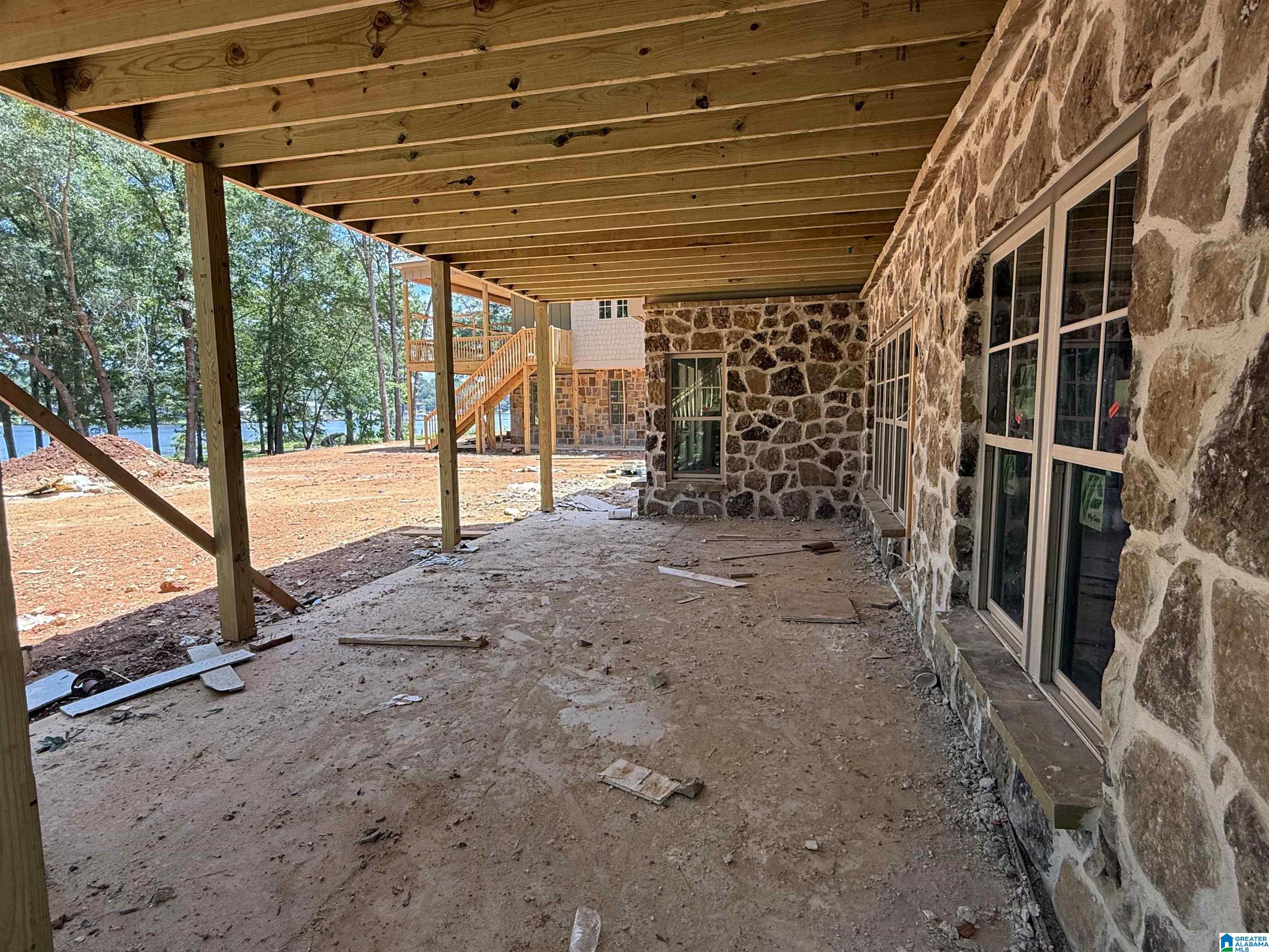 105 RIVER CREST LANE