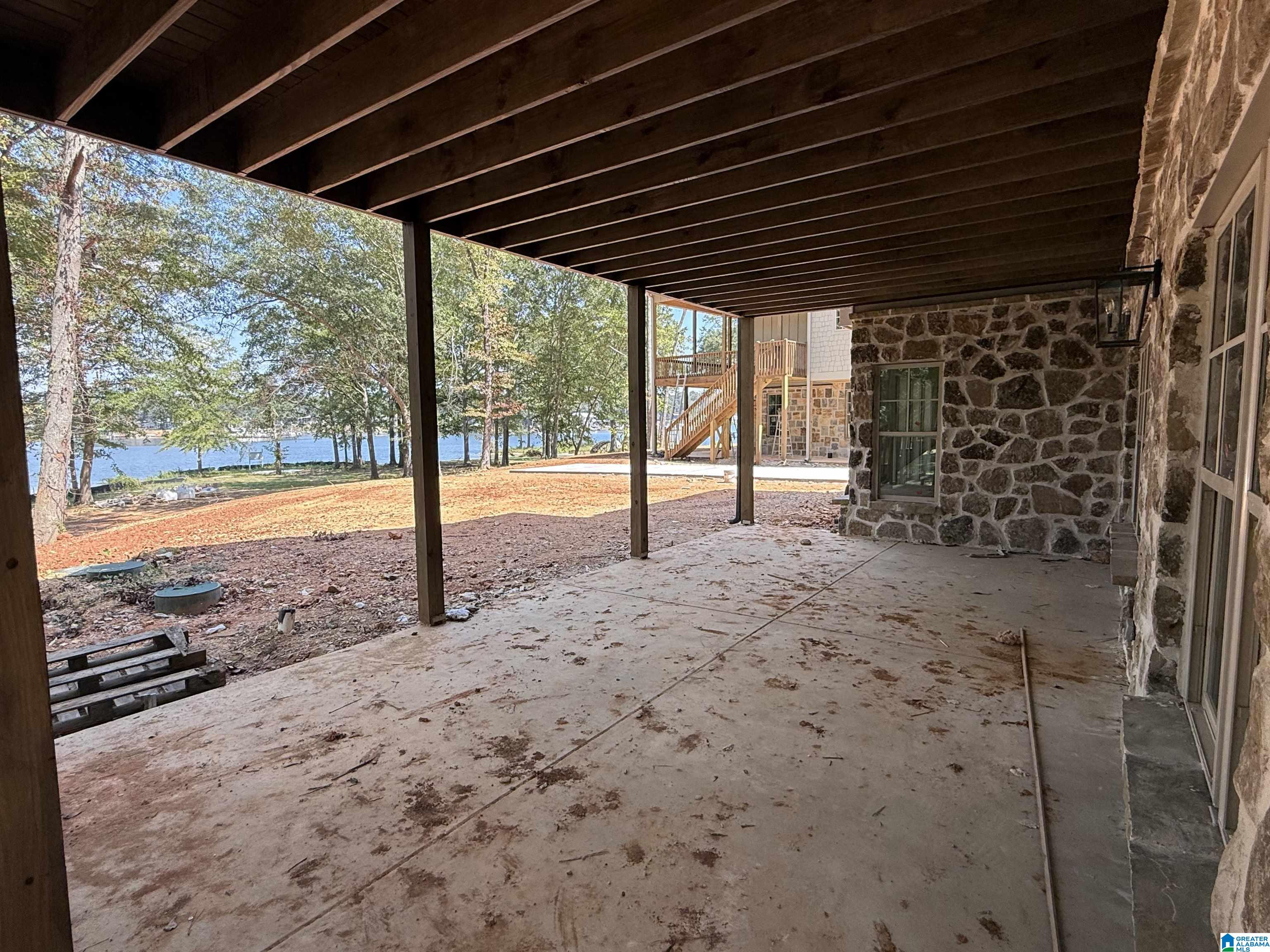 105 RIVER CREST LANE