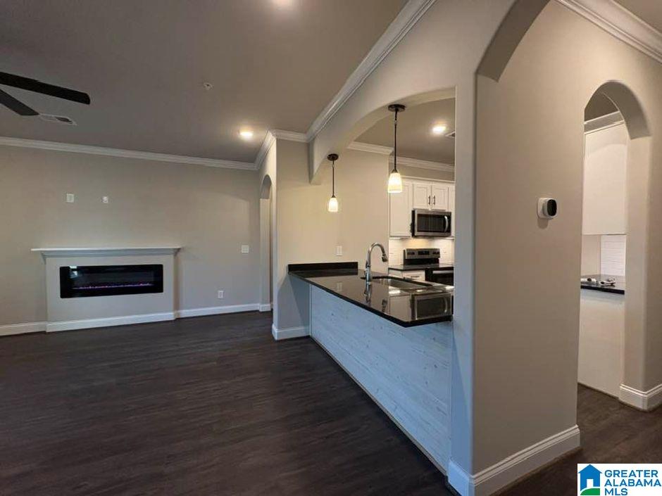 4401 LENNOX PLACE 4401