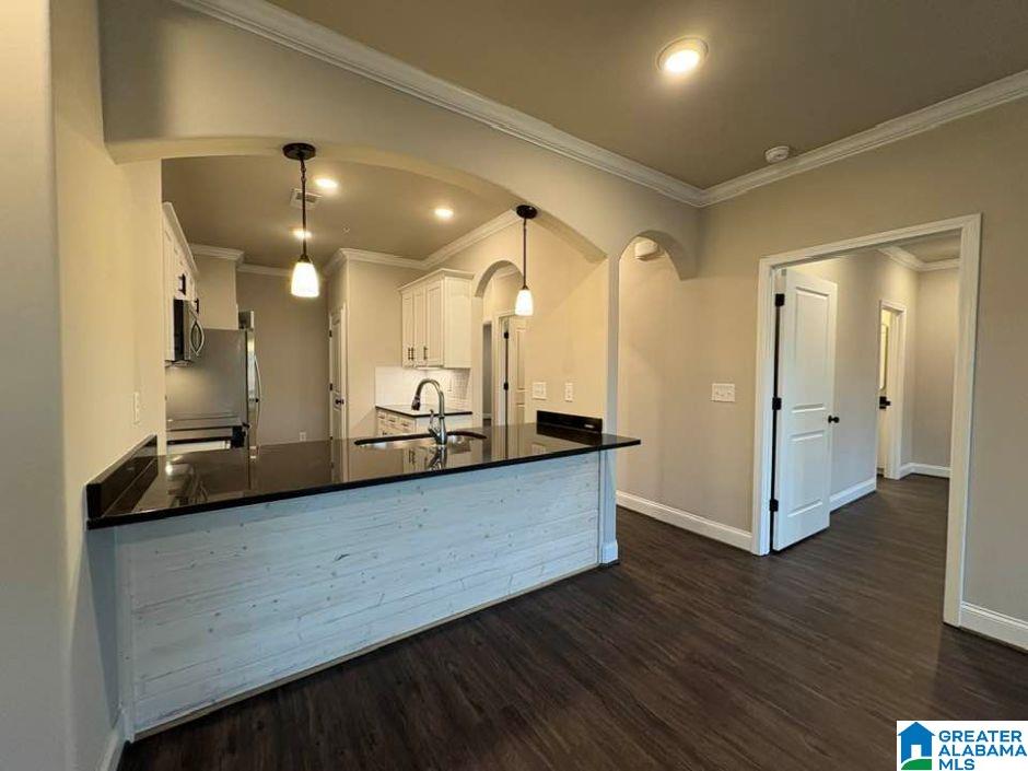 4401 LENNOX PLACE 4401