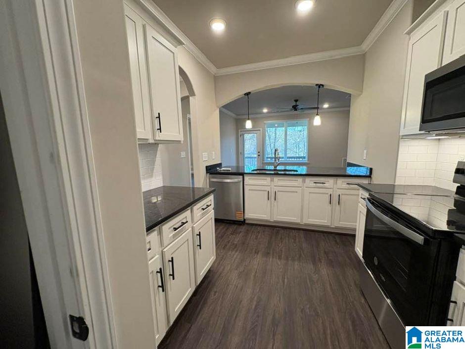 4401 LENNOX PLACE 4401