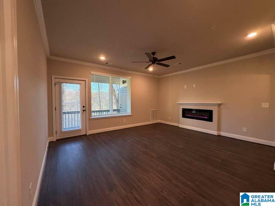 4401 LENNOX PLACE 4401