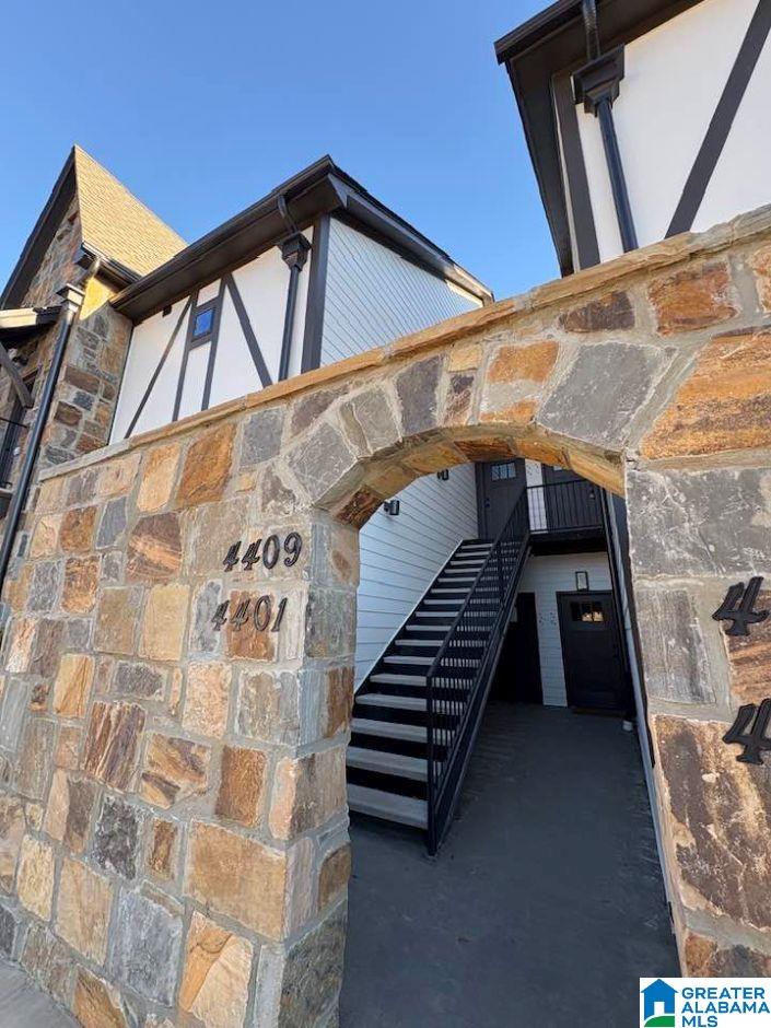 4401 LENNOX PLACE 4401