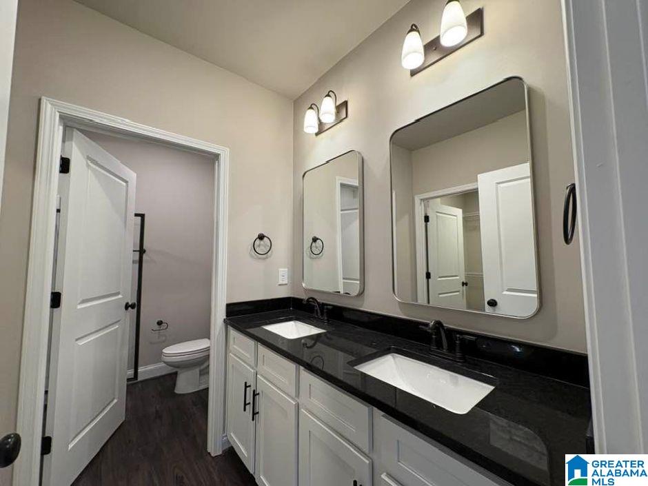 4401 LENNOX PLACE 4401
