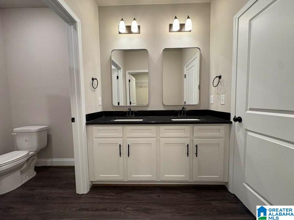4401 LENNOX PLACE 4401