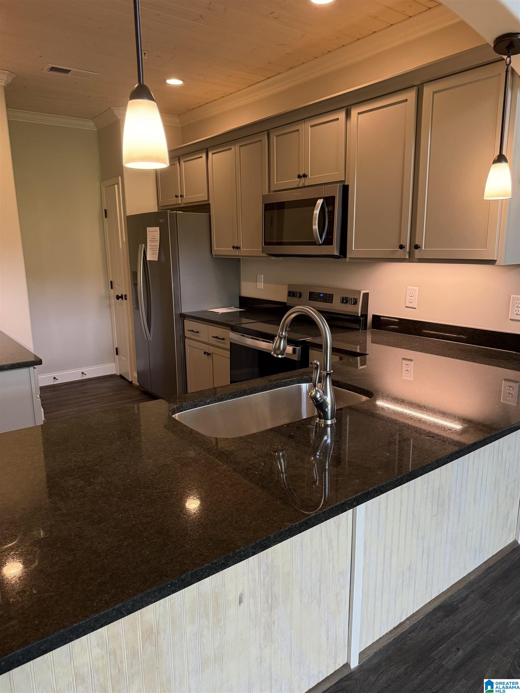 4415 LENNOX PLACE 4415