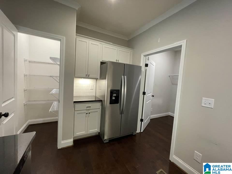 4234 LENNOX DRIVE