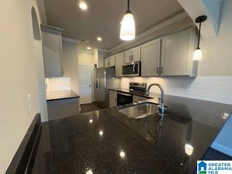 4413 LENNOX PLACE 4413
