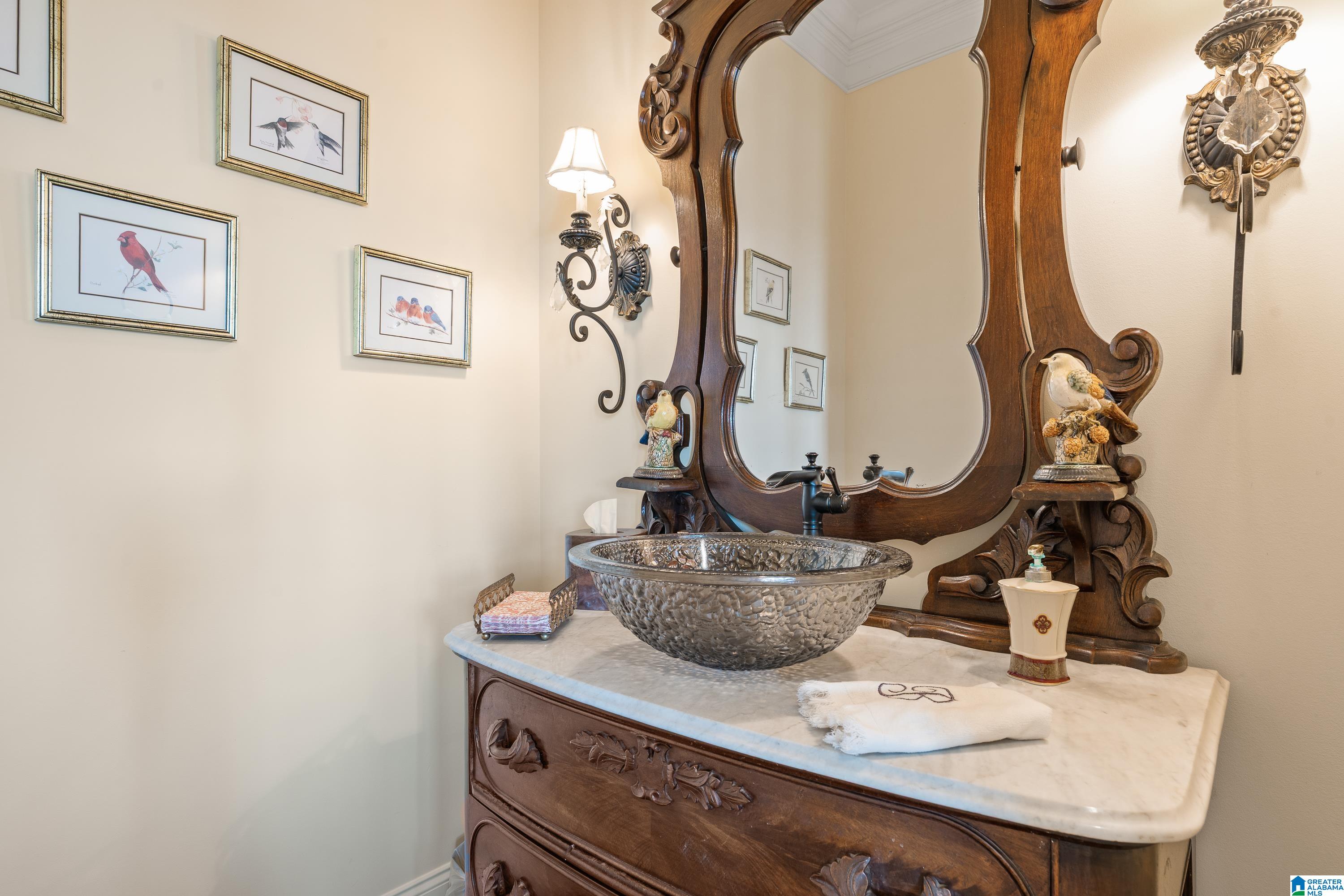 280 HIGHLAND VIEW DRIVE