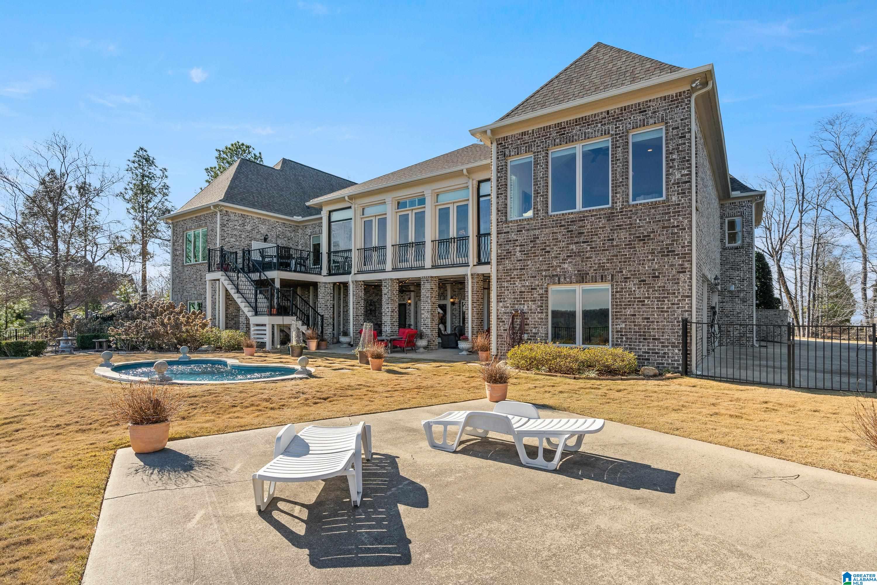 280 HIGHLAND VIEW DRIVE