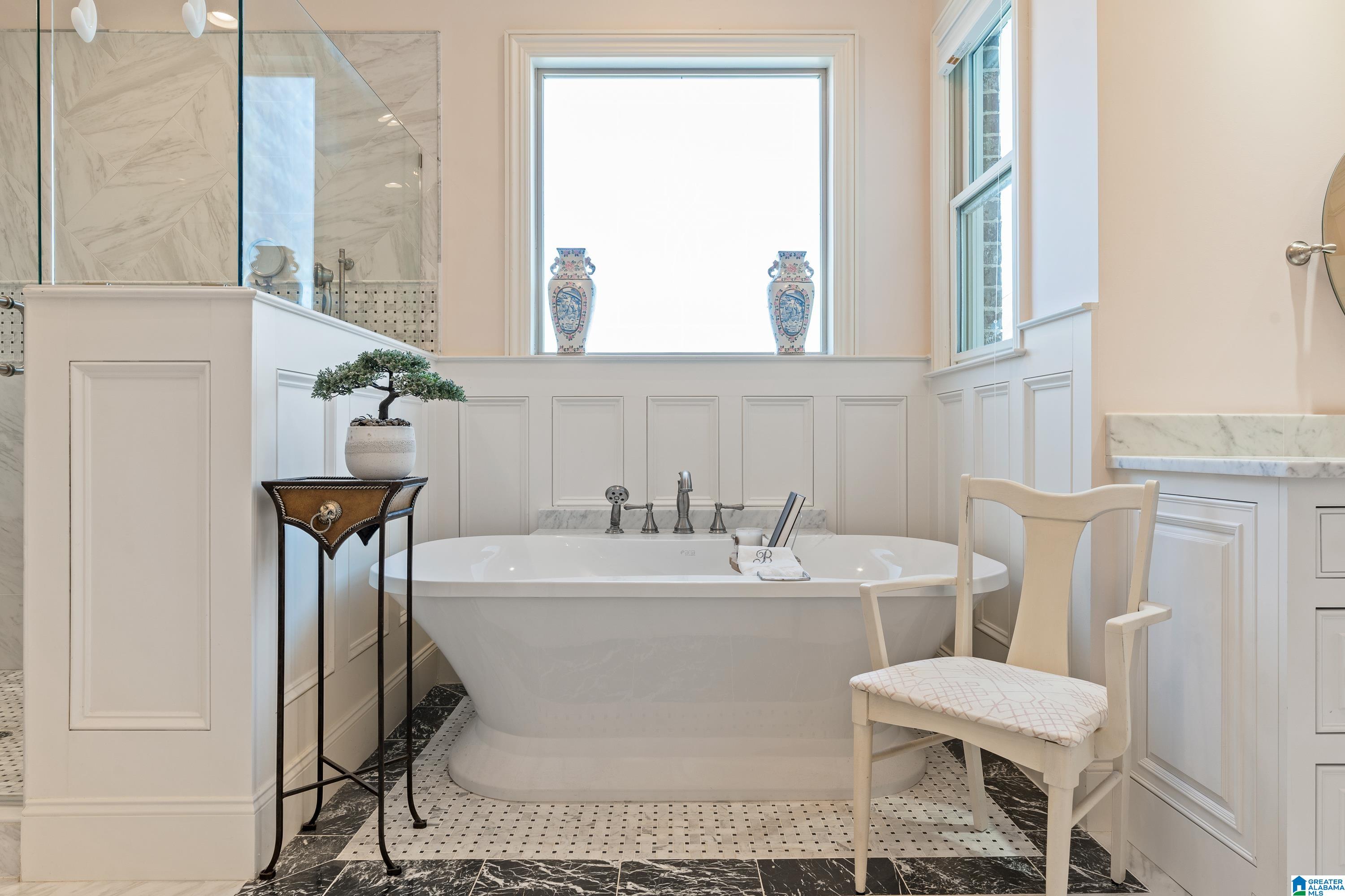 280 HIGHLAND VIEW DRIVE