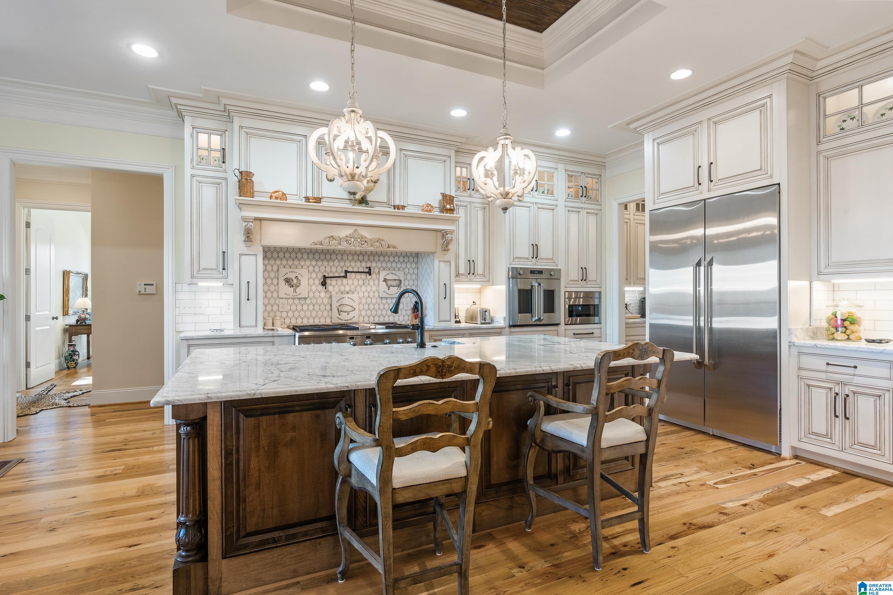 280 HIGHLAND VIEW DRIVE