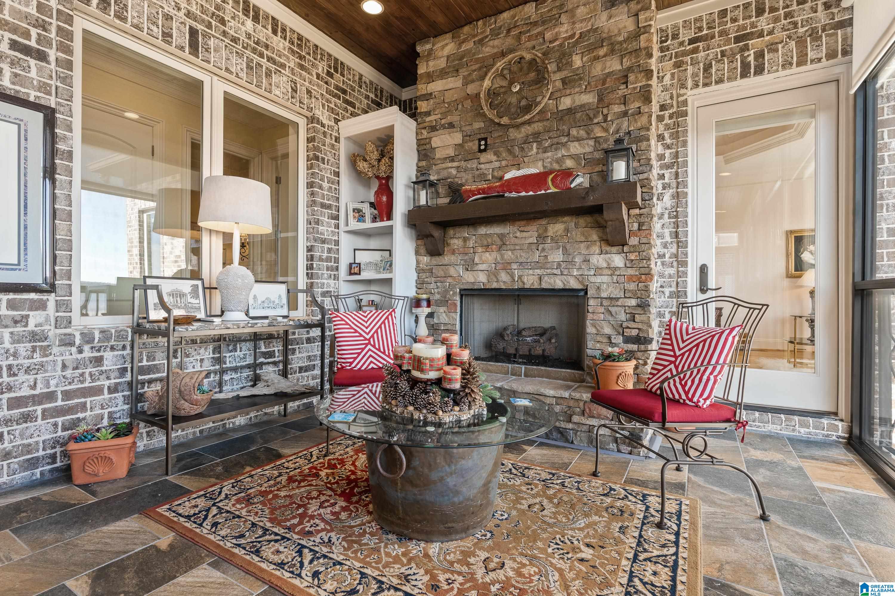 280 HIGHLAND VIEW DRIVE