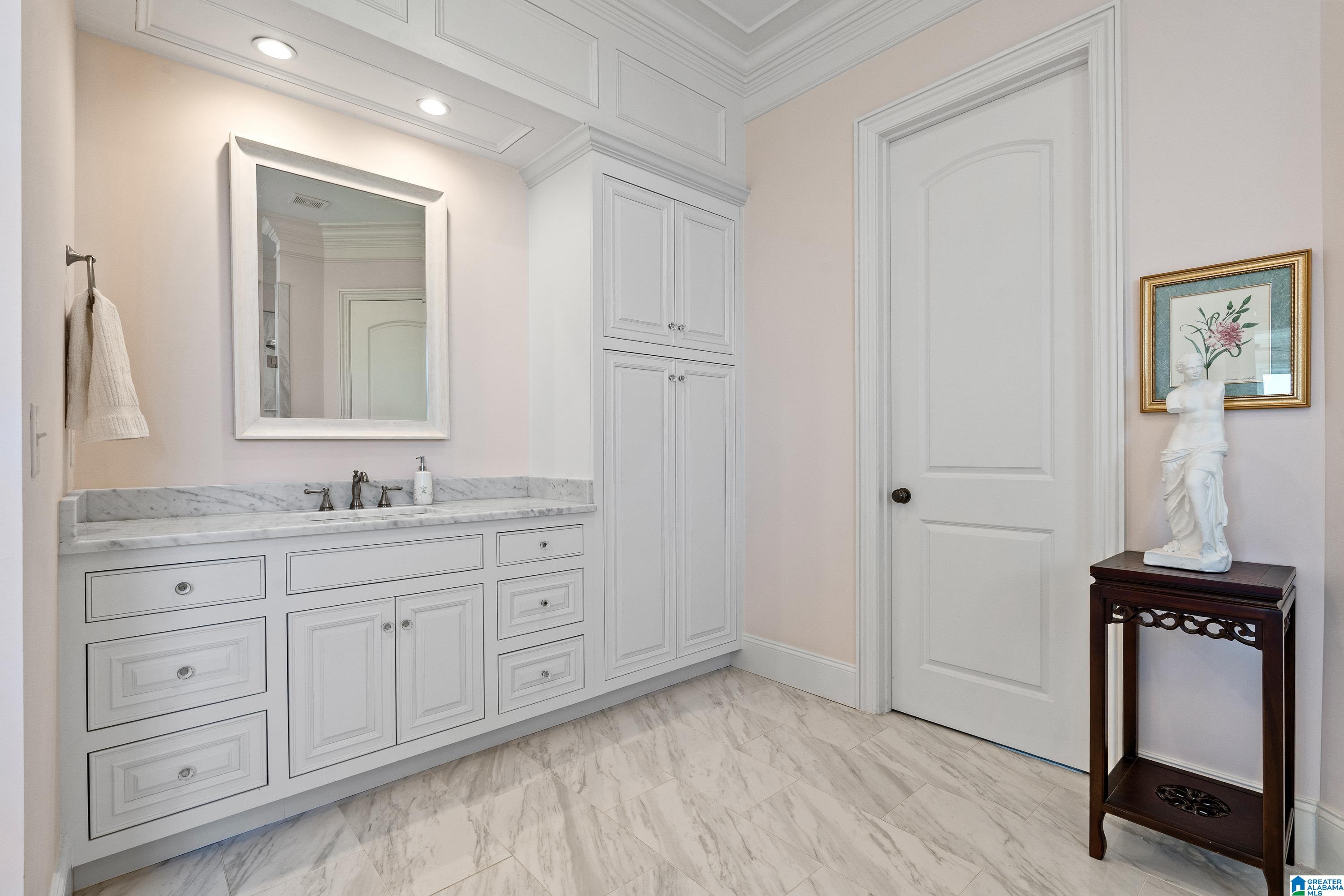 280 HIGHLAND VIEW DRIVE