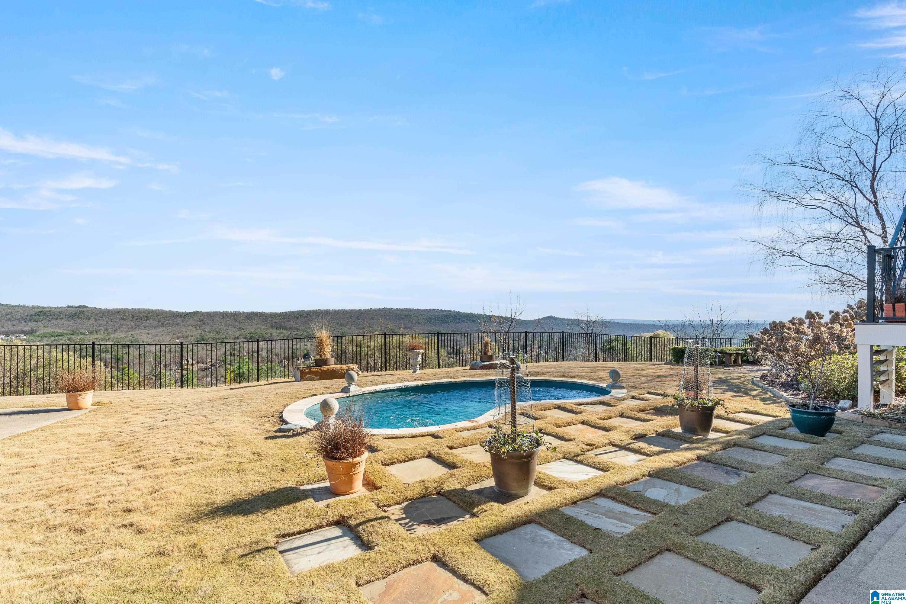 280 HIGHLAND VIEW DRIVE