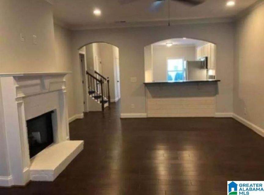4020 LENNOX ROAD