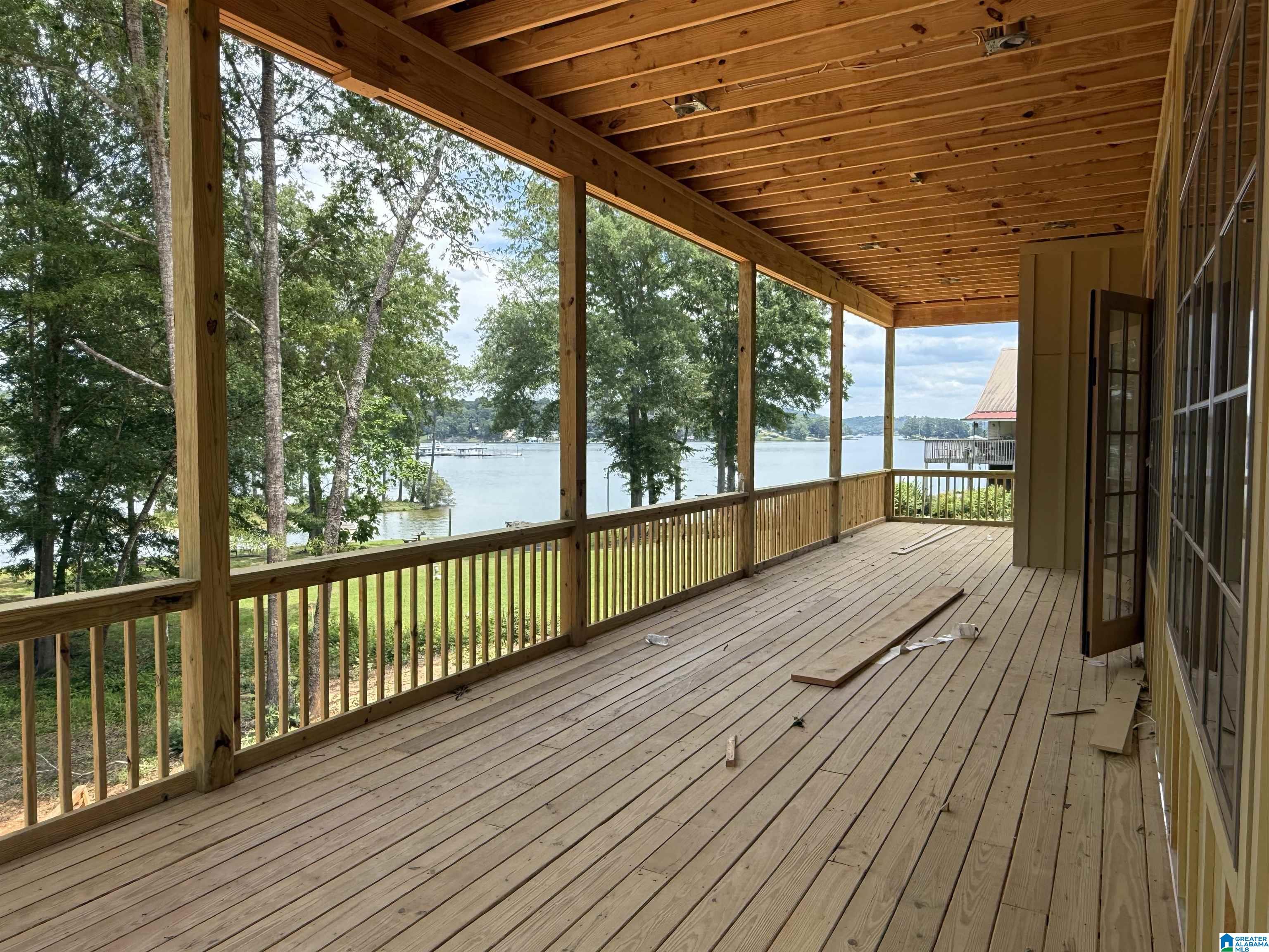 107 RIVERCREST LANE