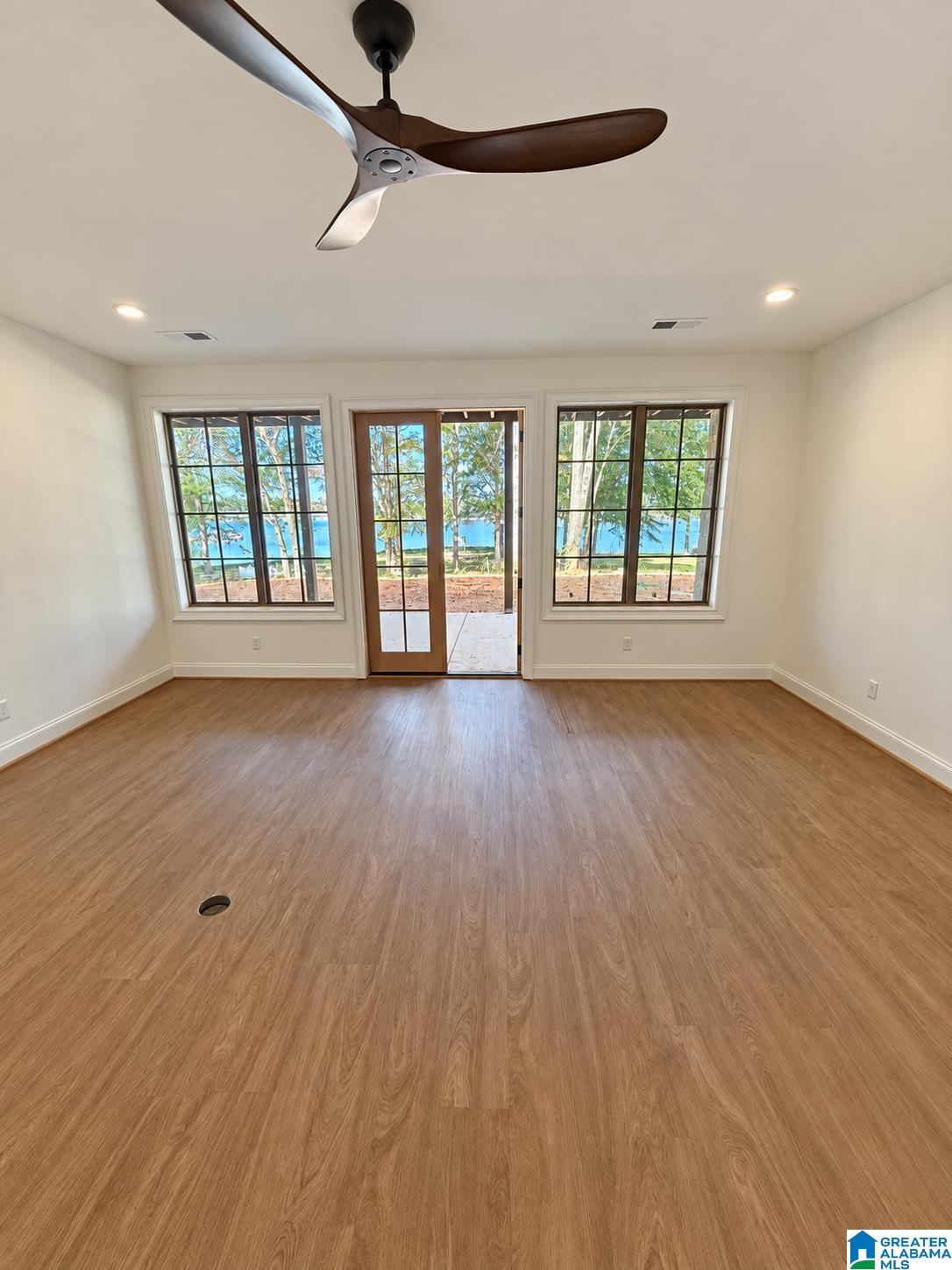 107 RIVERCREST LANE