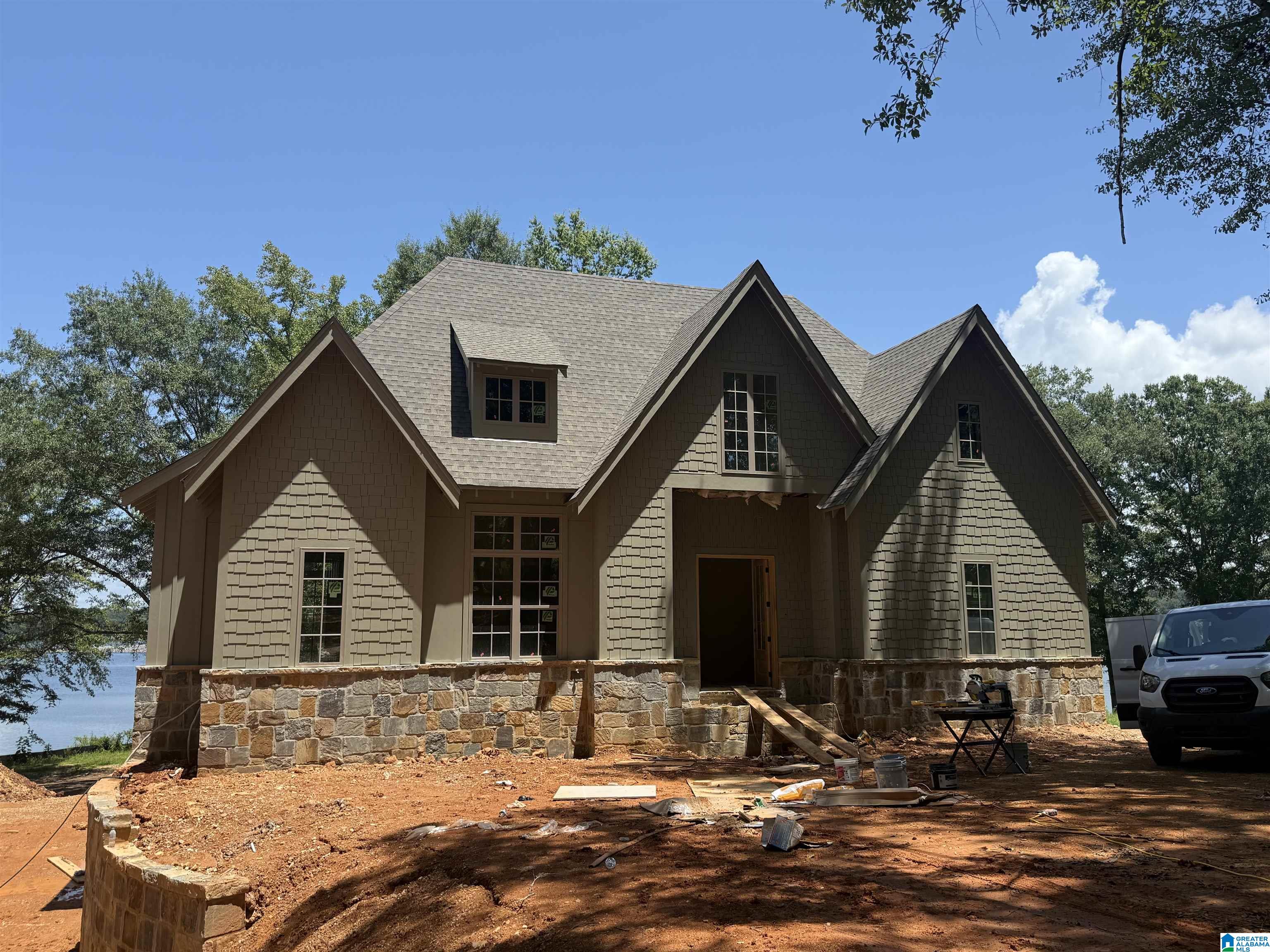 107 RIVERCREST LANE