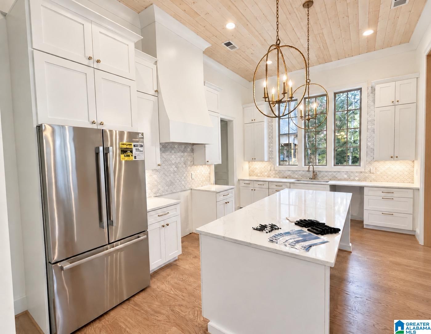 107 RIVERCREST LANE