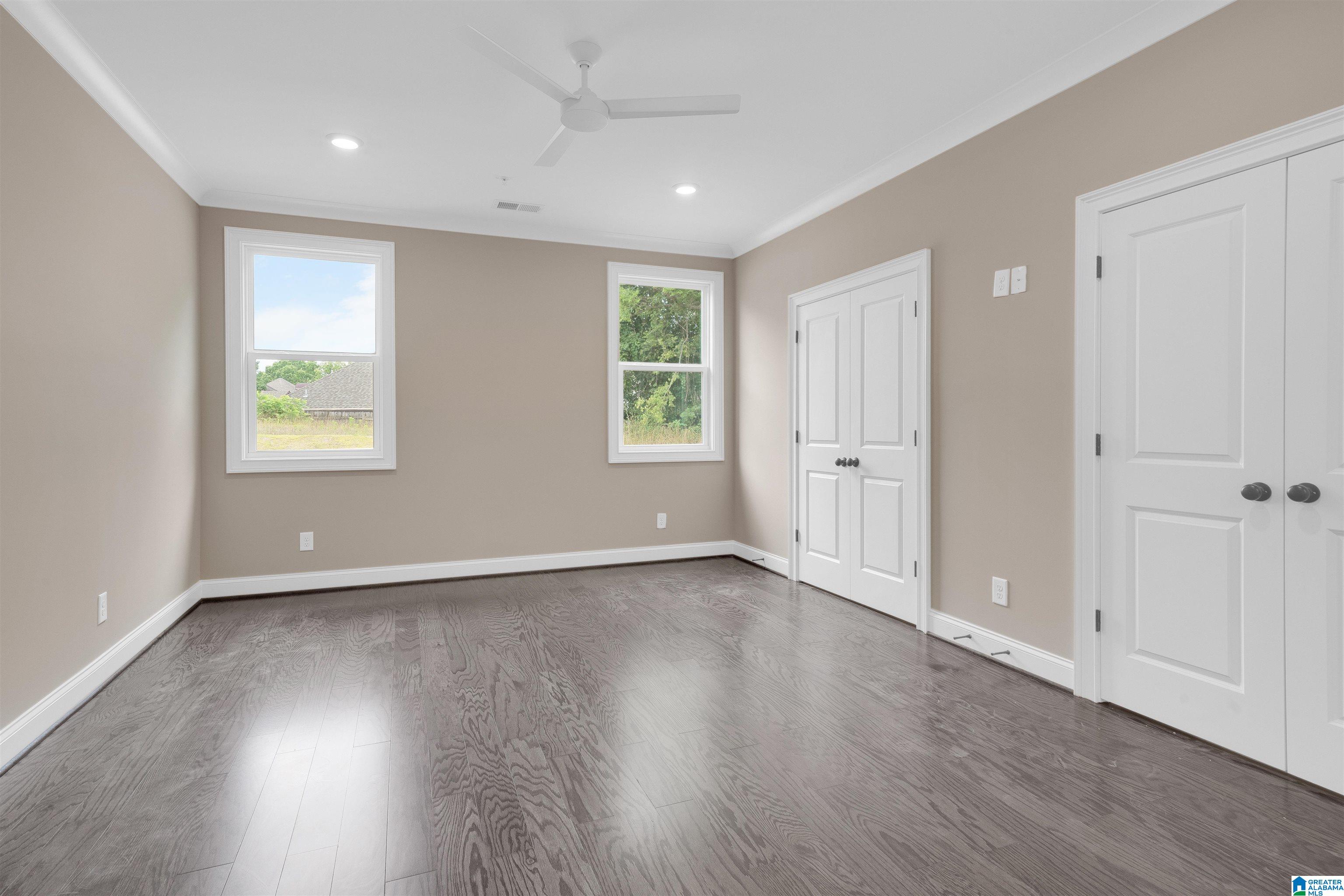 4228 OAKVIEW LANE