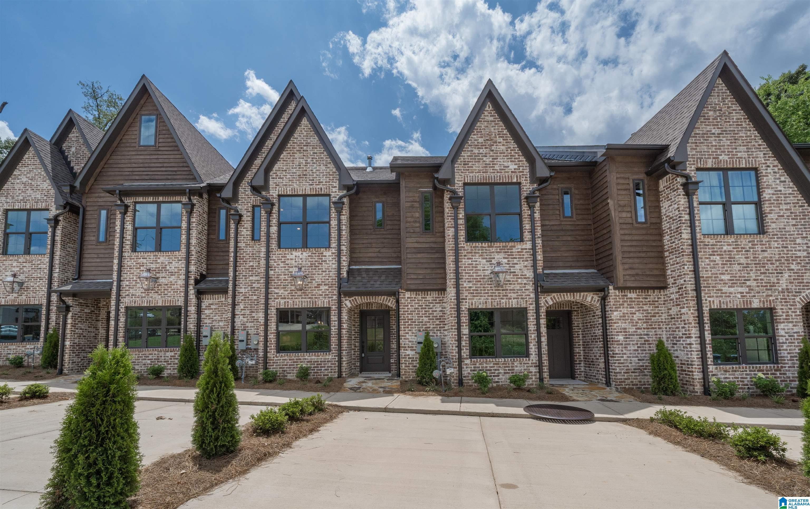 4228 OAKVIEW LANE