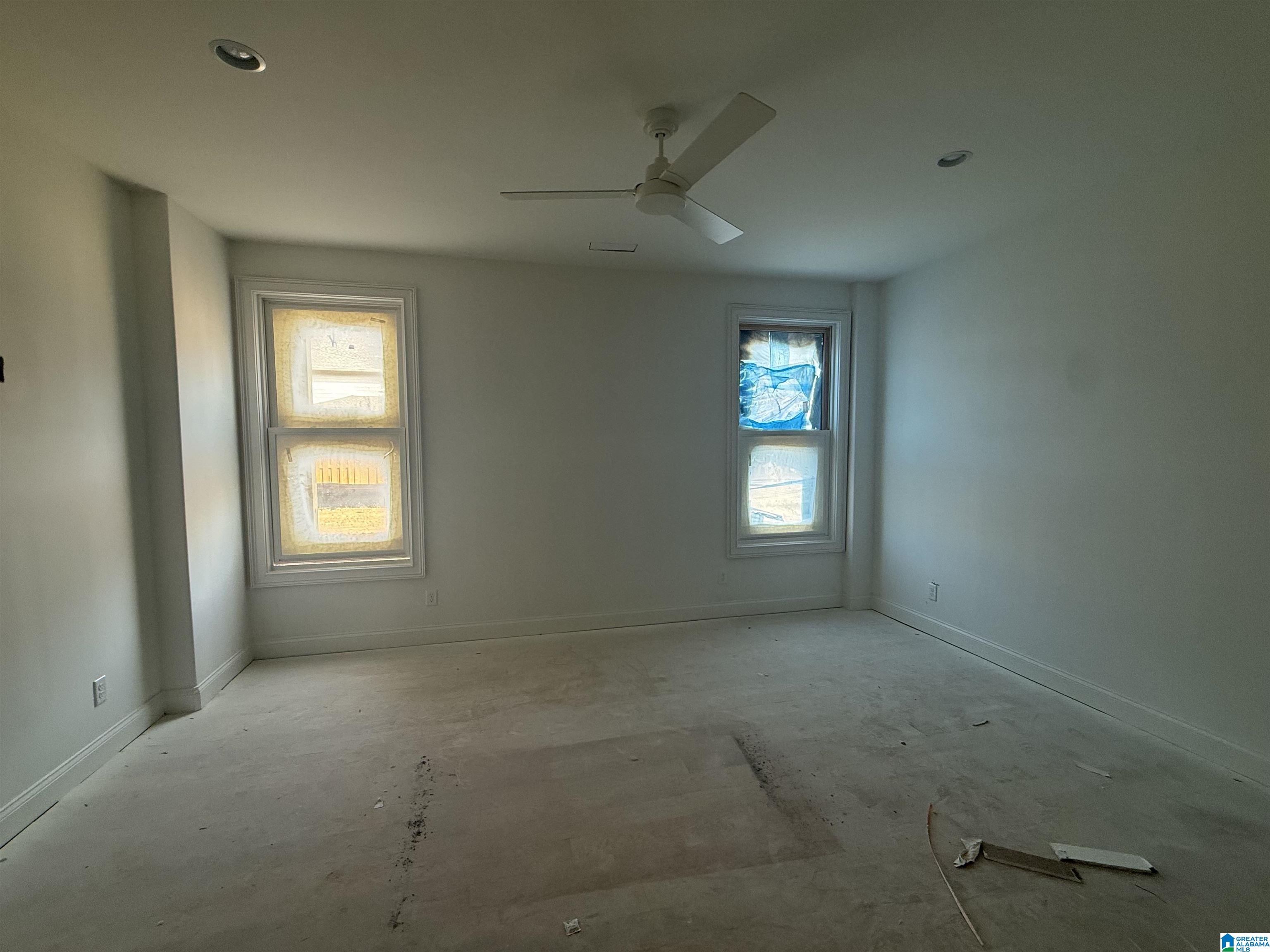 2800 FIVE OAKS LANE