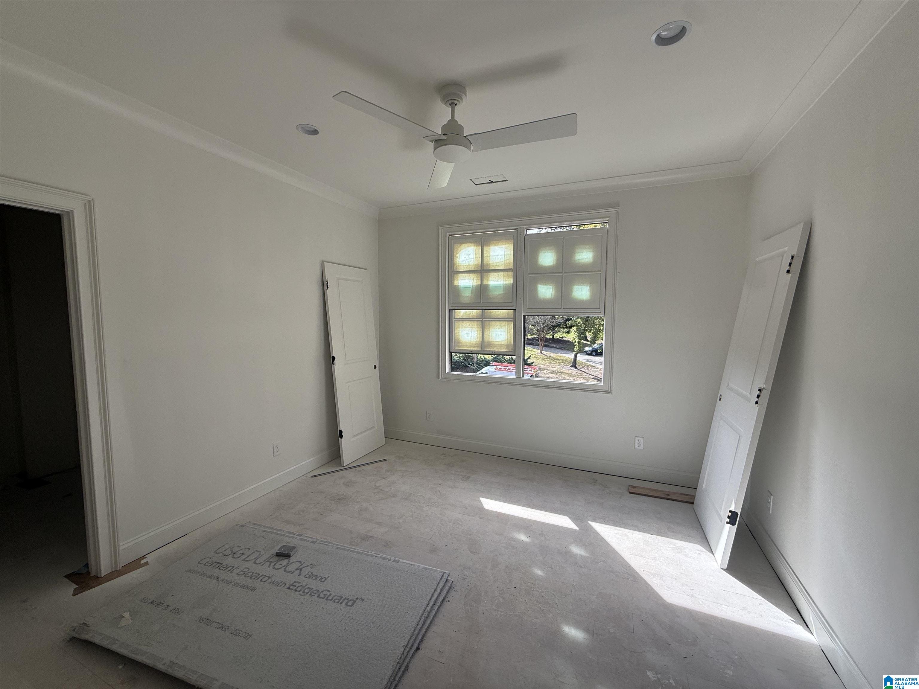 2800 FIVE OAKS LANE