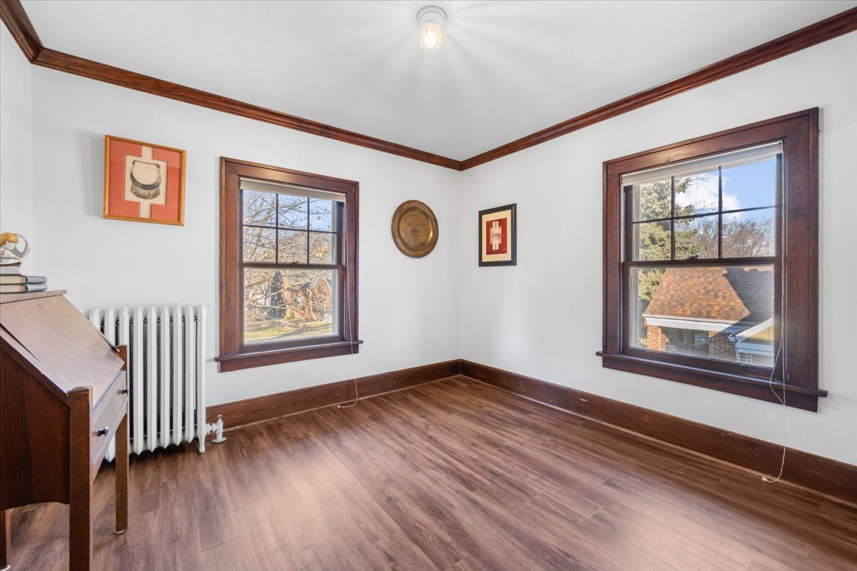 812 N Brainard Street