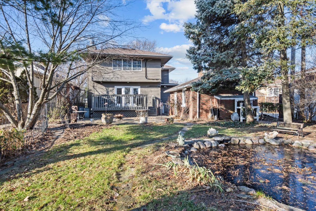 812 N Brainard Street