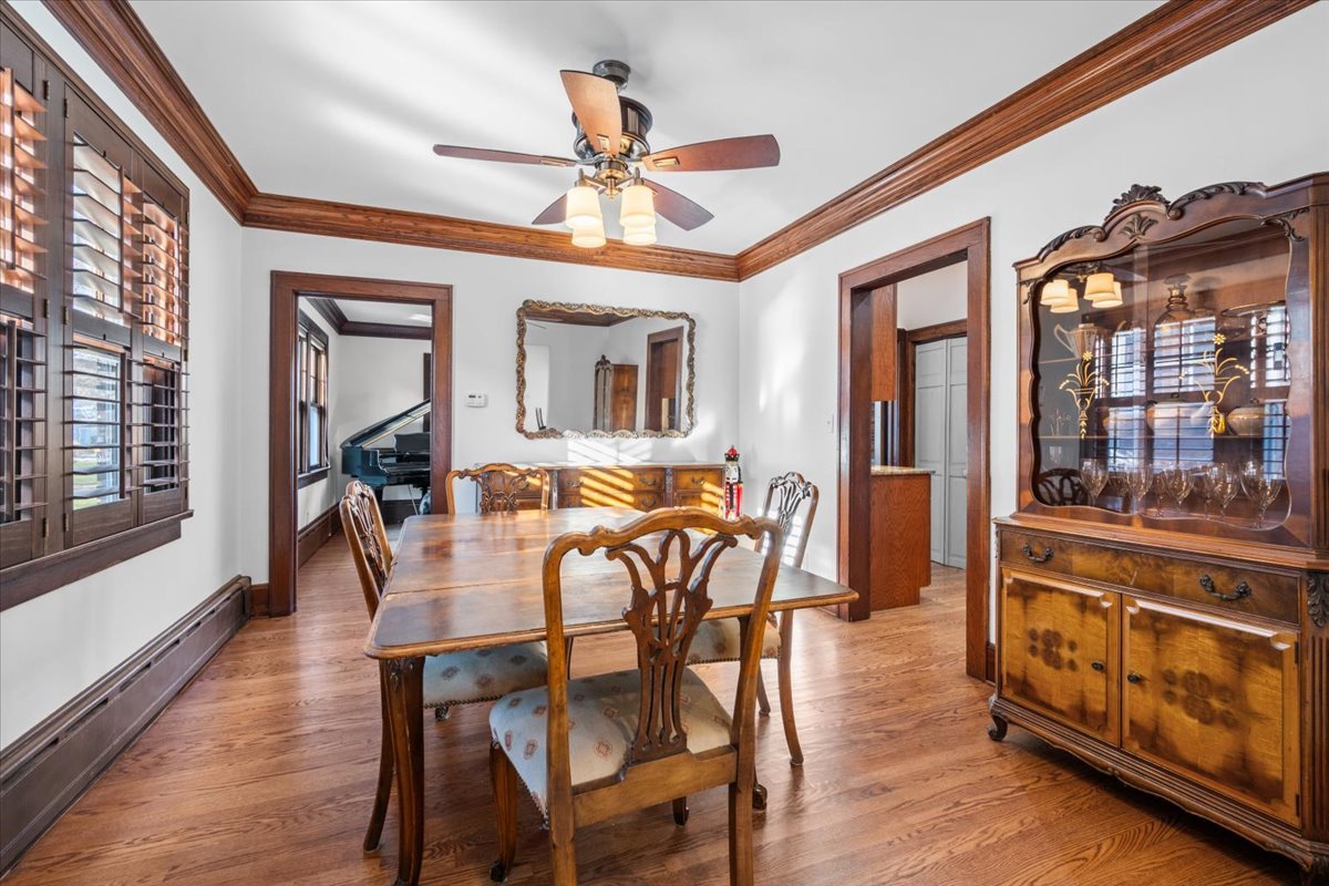 812 N Brainard Street