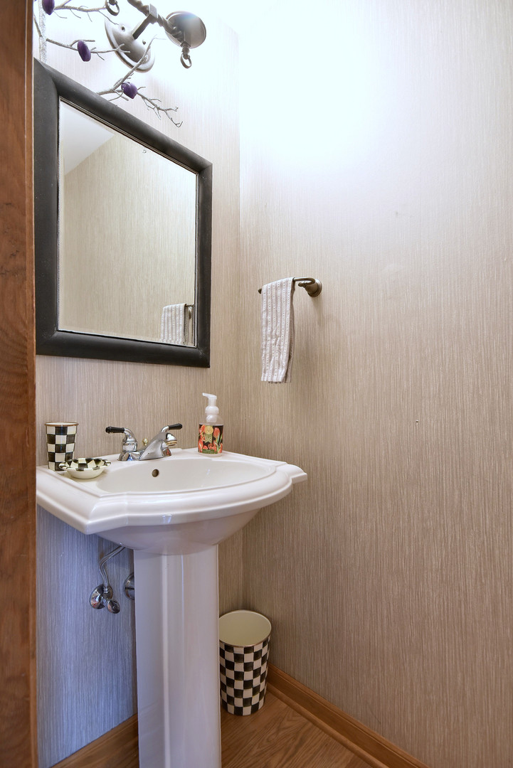 2535 Sun Valley Road