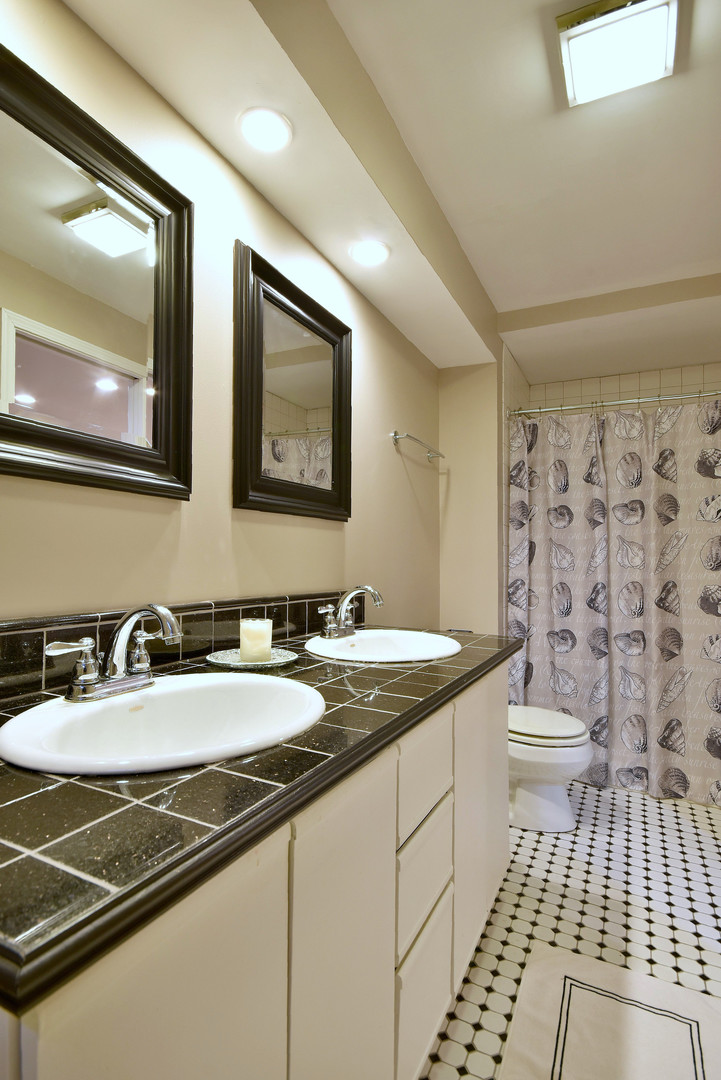 2535 Sun Valley Road